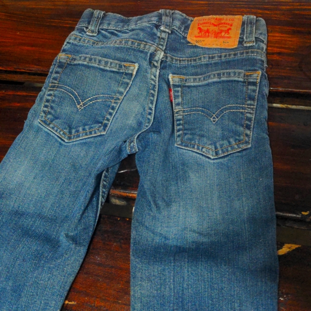 Levi, size 6 (boys), slim fit, adjustable waistband